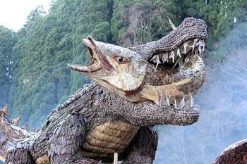 通潤橋恐竜.jpg